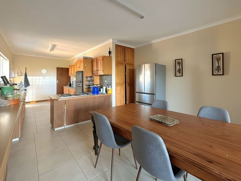 House For Sale In Port Elizabeth - Photo 9
