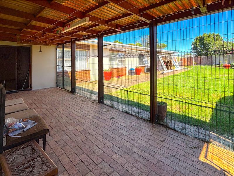 House For Sale In Port Elizabeth - Photo 4