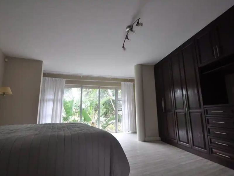 House For Sale In East London - Photo 8