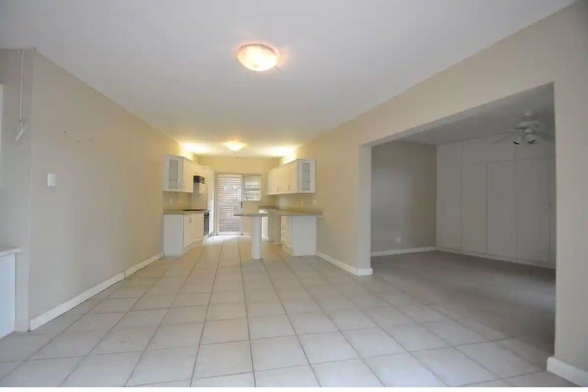 House For Sale In East London - Photo 5