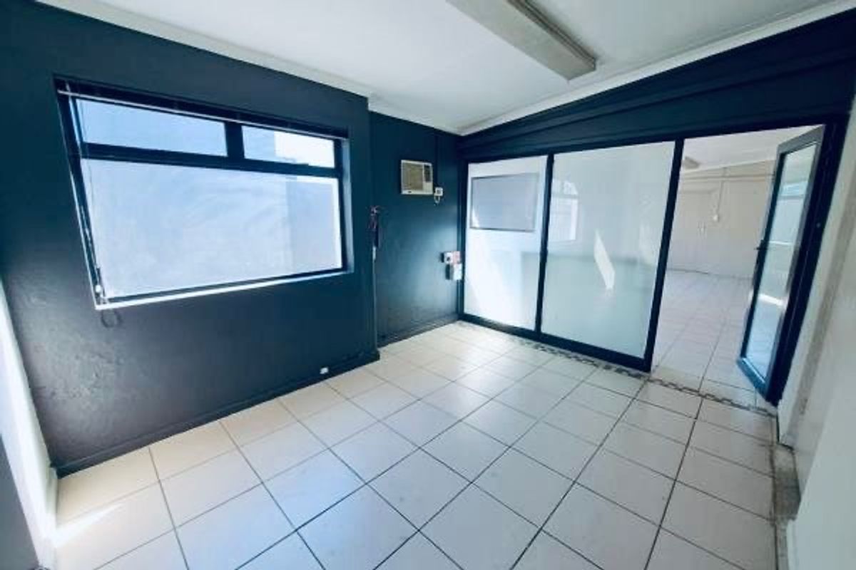 Commercial Rental Monthly In East London - Photo 2