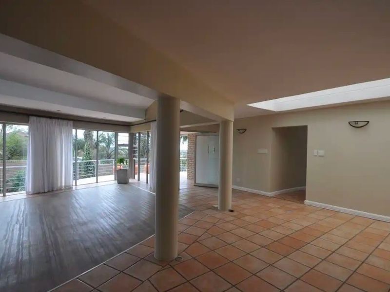 House Rental Monthly In East London - Photo 7