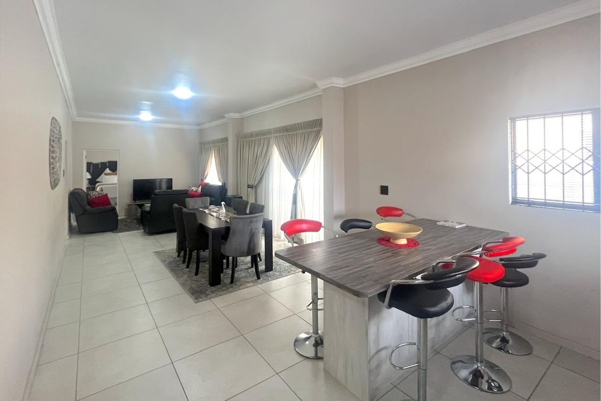 House For Sale In Port Elizabeth - Photo 4