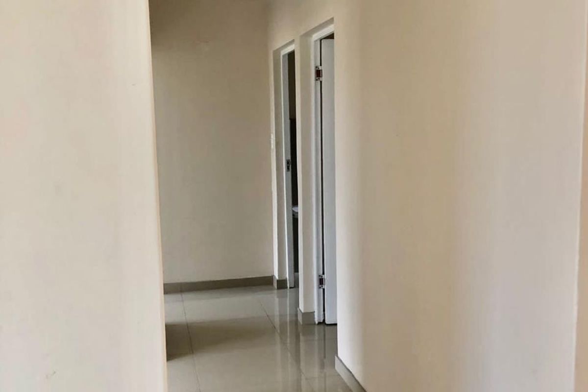 House For Sale In East London - Photo 4