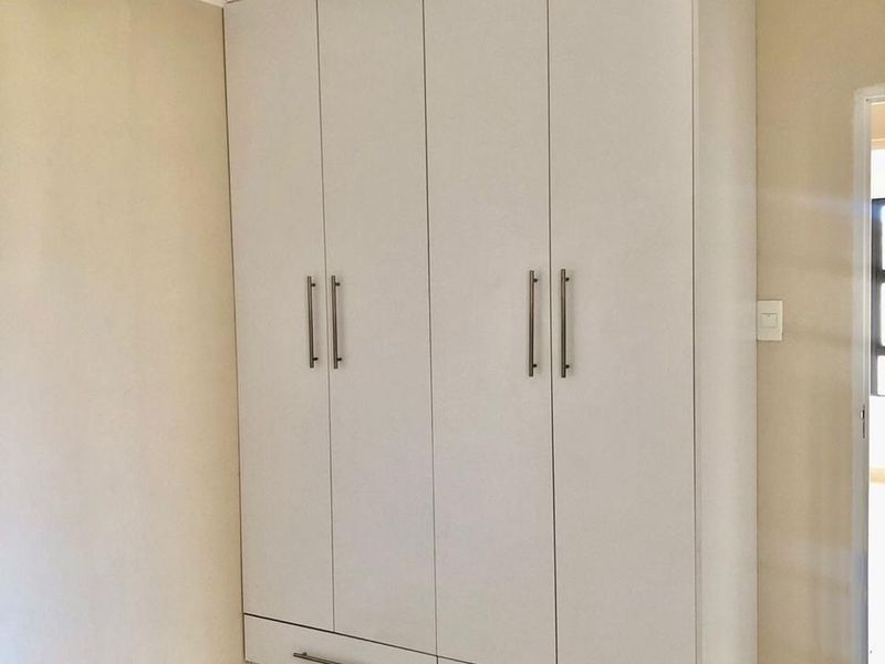 House For Sale In East London - Photo 8