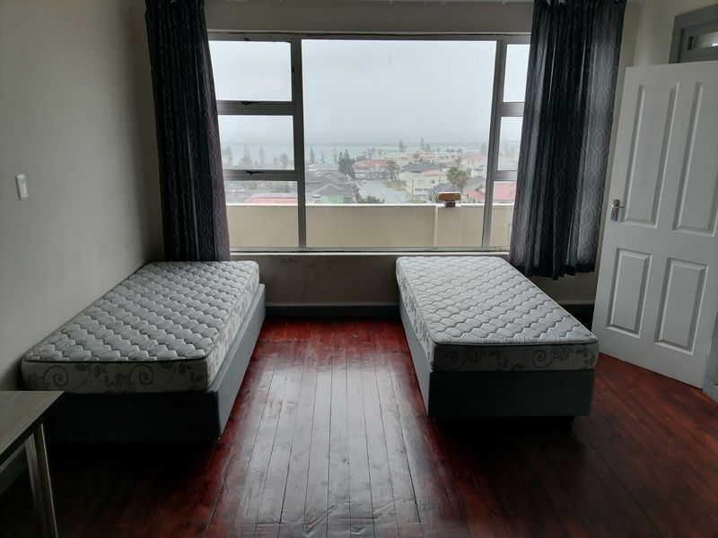 Apartment For Sale In East London - Photo 5