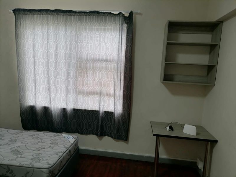 Apartment For Sale In East London - Photo 3