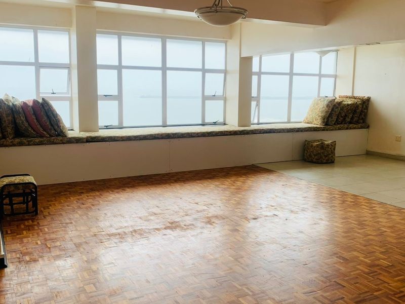 Apartment For Sale In East London - Photo 4