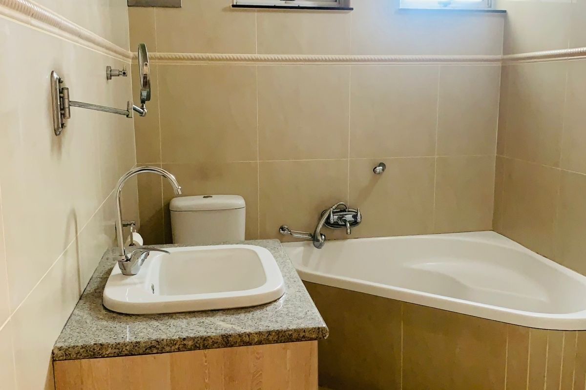 Apartment For Sale In East London - Photo 5