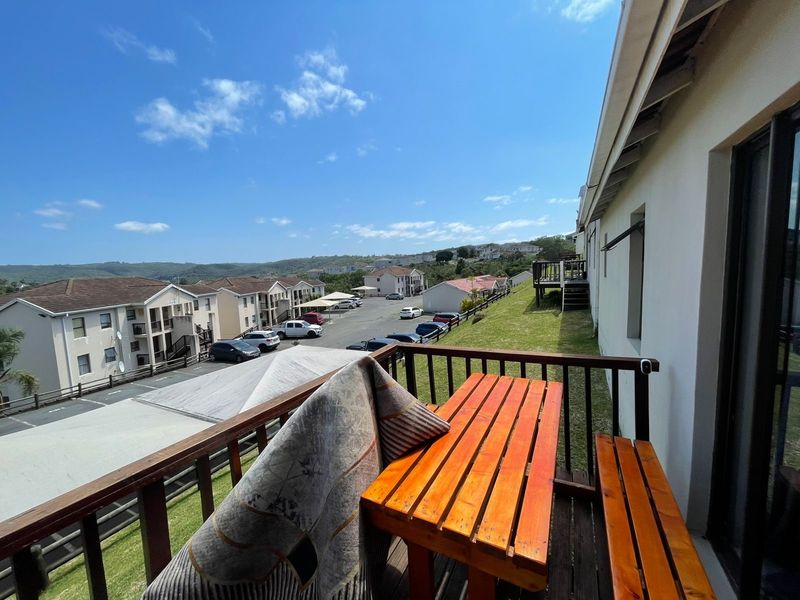 Townhouse For Sale In East London - Photo 2