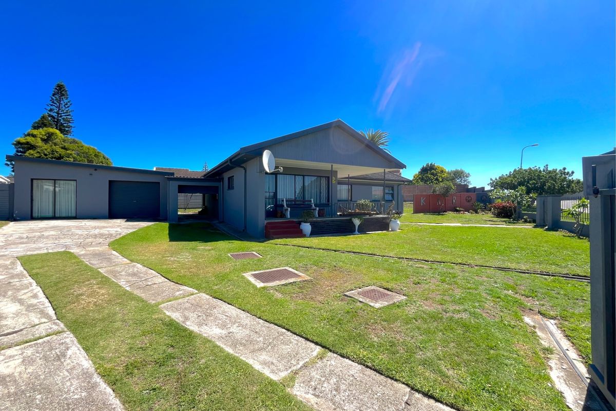 House For Sale In Port Elizabeth - Photo 4