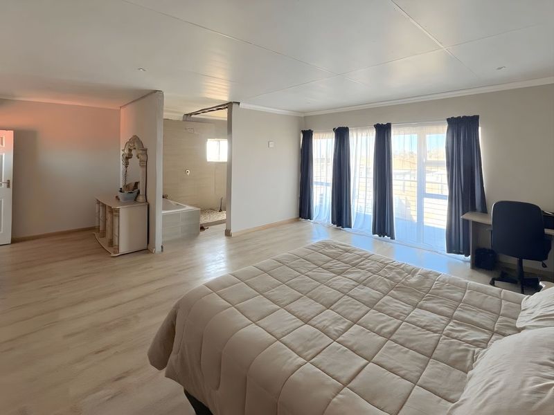 House For Sale In Port Elizabeth - Photo 7