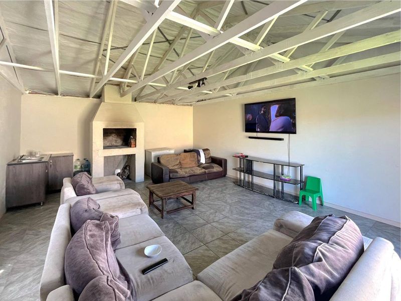 House For Sale In Port Elizabeth - Photo 5