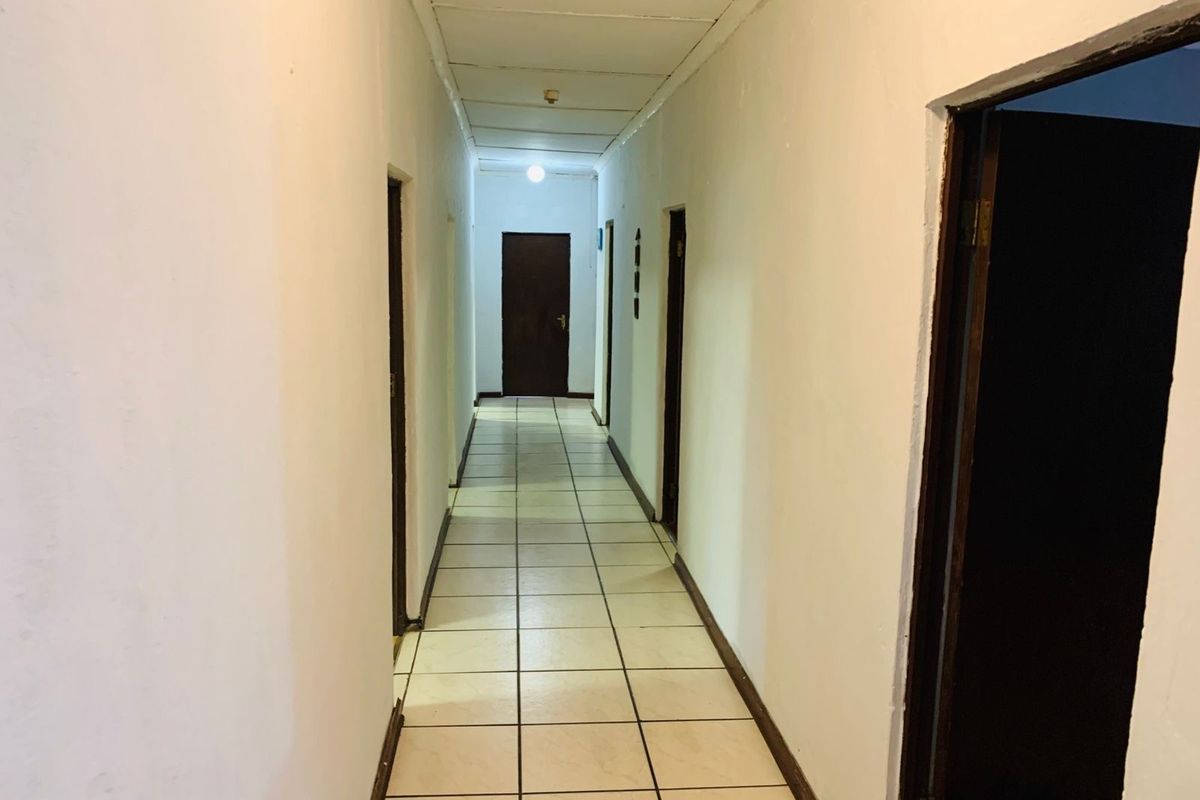 Farm For Sale In East London - Photo 4