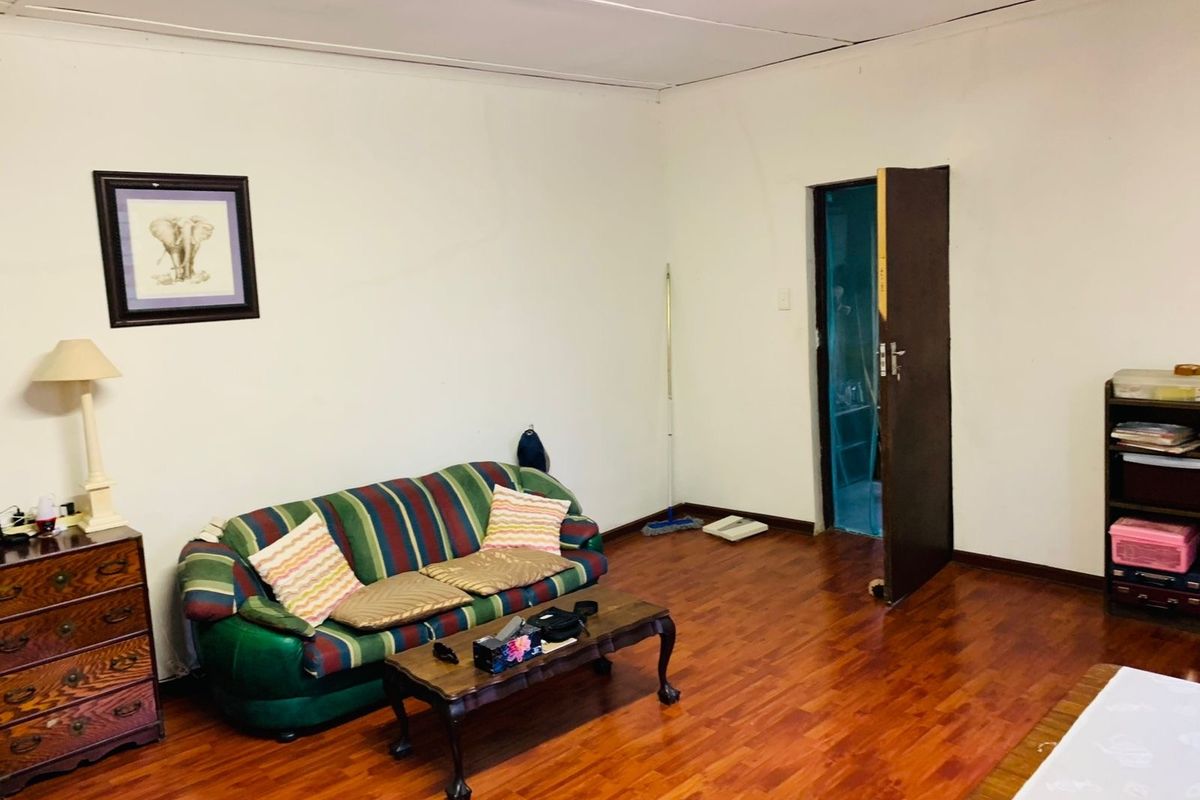 Farm For Sale In East London - Photo 3