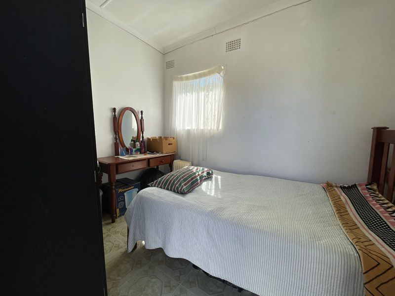 House For Sale In East London - Photo 10