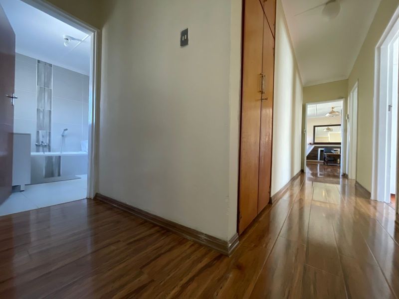 House For Sale In East London - Photo 8