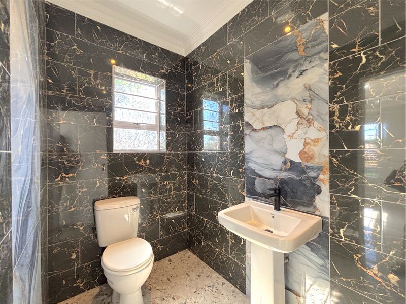 House For Sale In Port Elizabeth - Photo 10