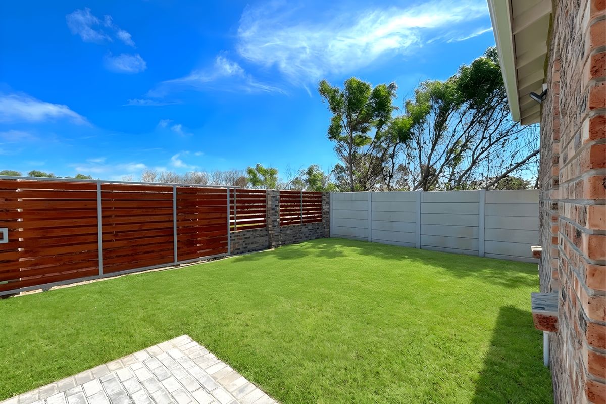 House For Sale In Port Elizabeth - Photo 4