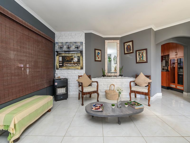 House For Sale In Port Elizabeth - Photo 3