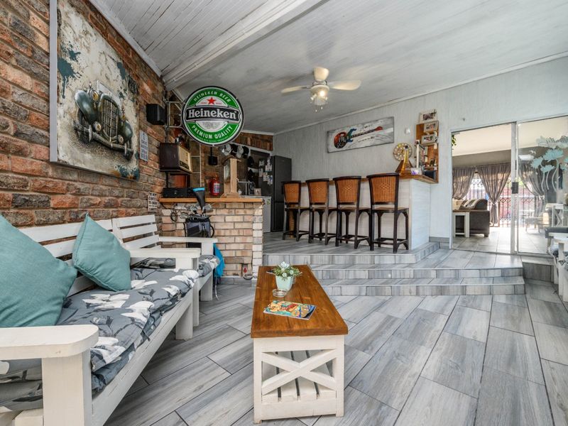 House For Sale In Port Elizabeth - Photo 8