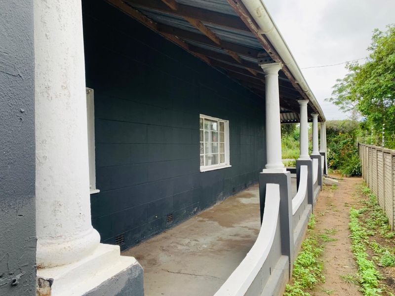 House For Sale In East London - Photo 4