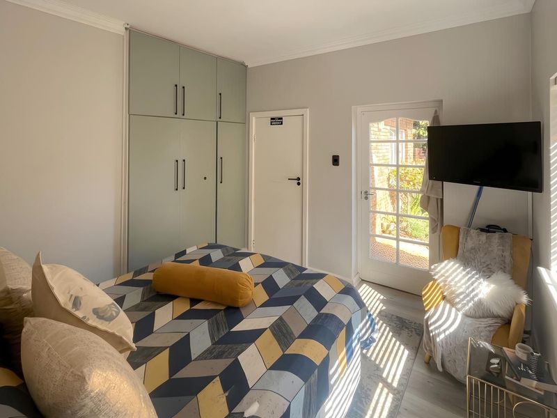 Apartment For Sale In Port Elizabeth - Photo 4