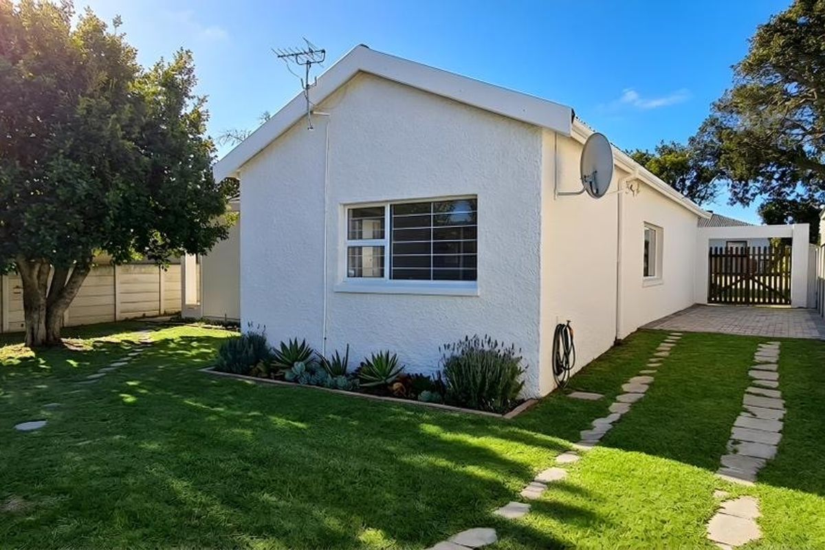 House Rental Monthly In Port Elizabeth - Photo 2