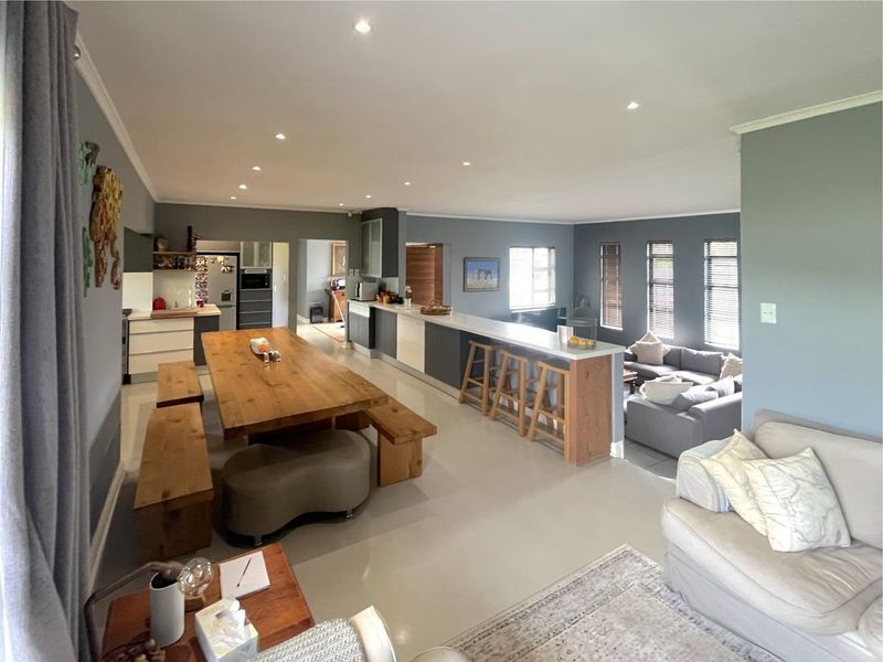 House For Sale In Port Elizabeth - Photo 7