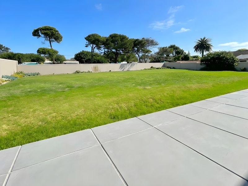 House For Sale In Port Elizabeth - Photo 5