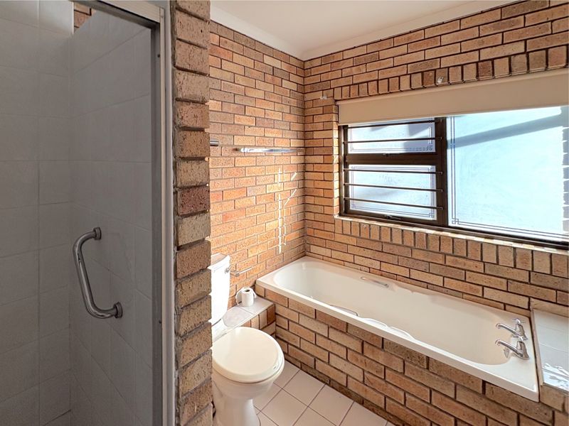 House Rental Monthly In Port Elizabeth - Photo 10