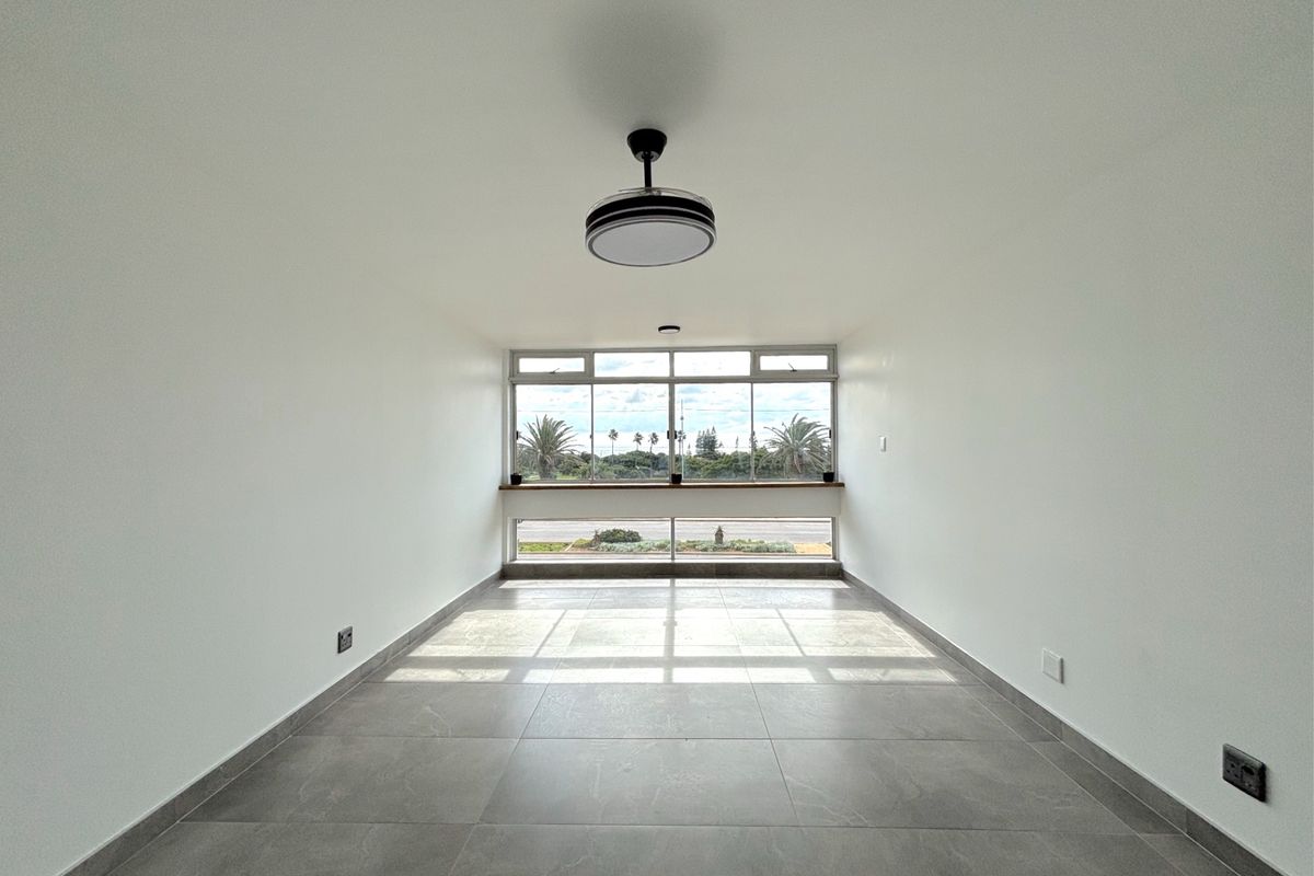 Apartment For Sale In Port Elizabeth - Photo 3