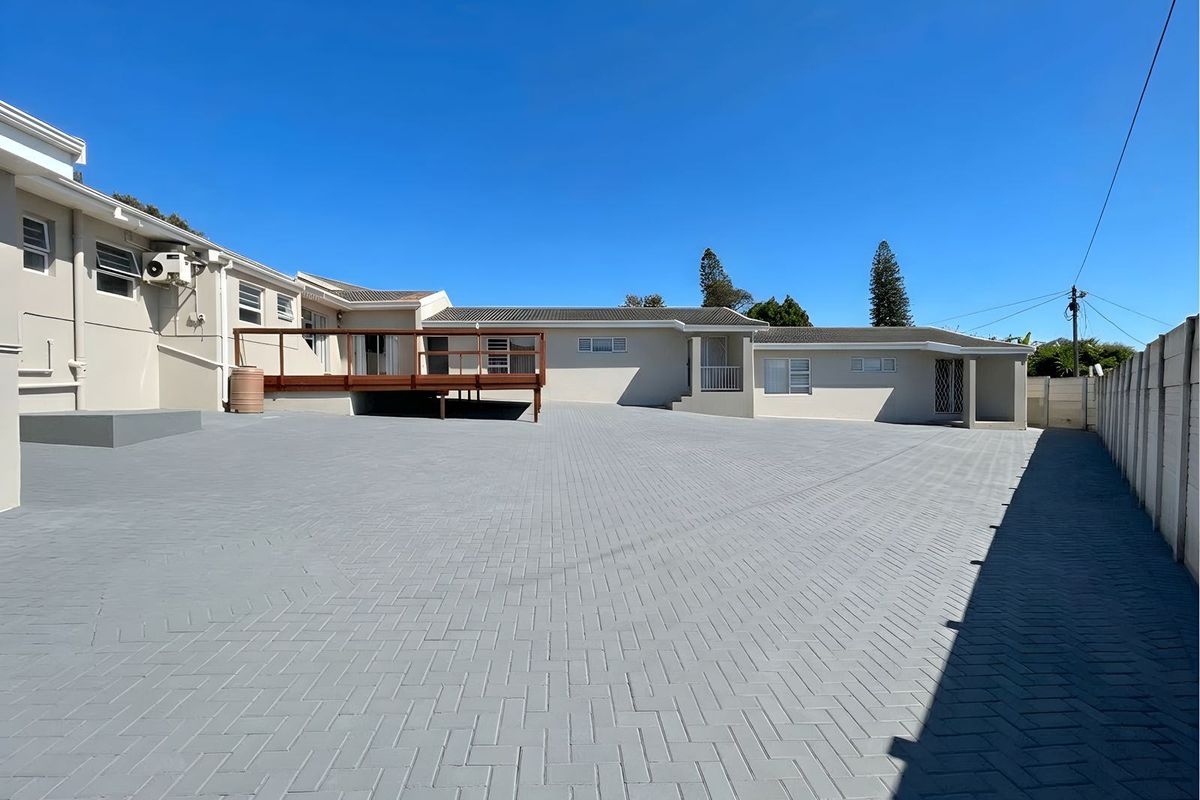 House For Sale In Port Elizabeth - Photo 4