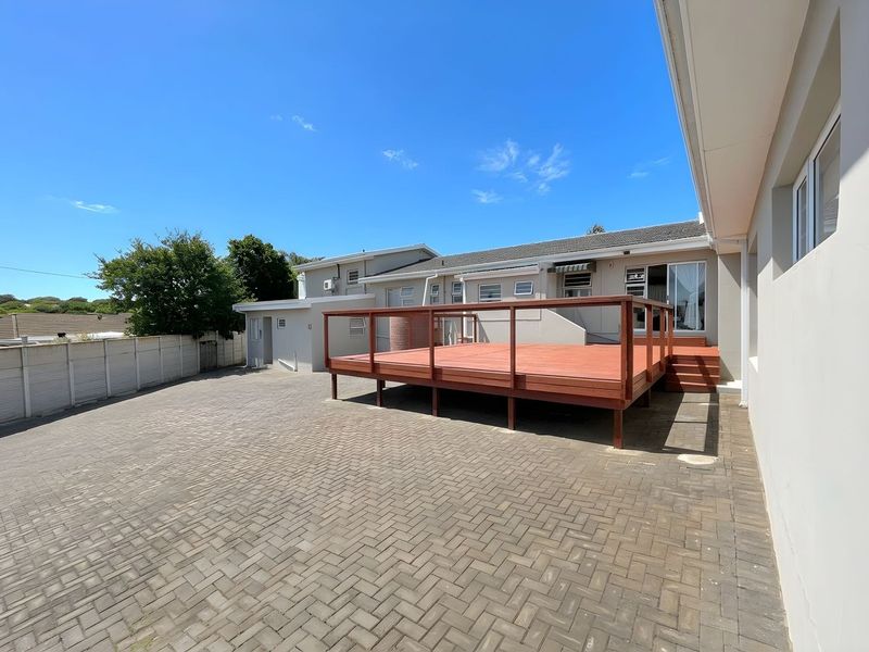 House For Sale In Port Elizabeth - Photo 5