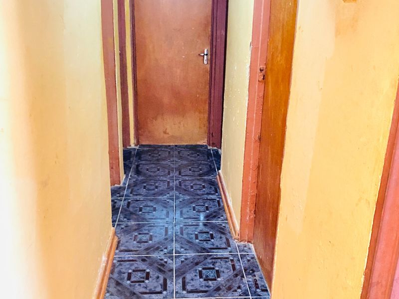 House For Sale In King Williams Town - Photo 7