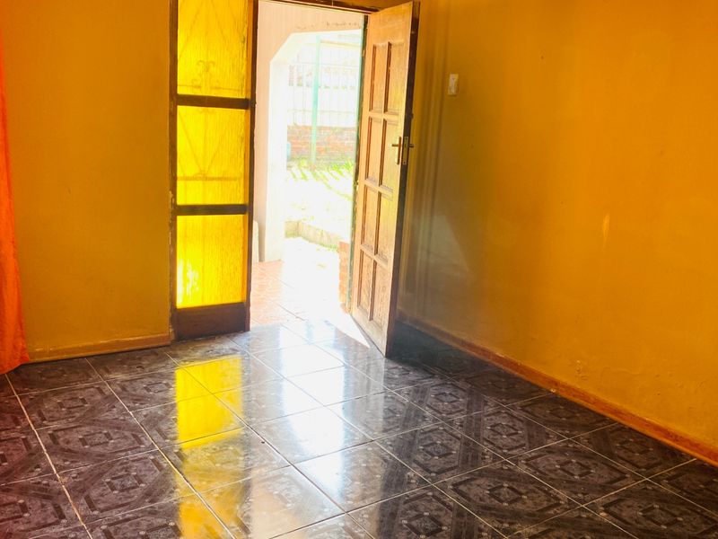 House For Sale In King Williams Town - Photo 6