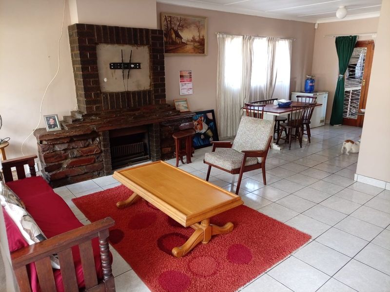 House For Sale In East London - Photo 6