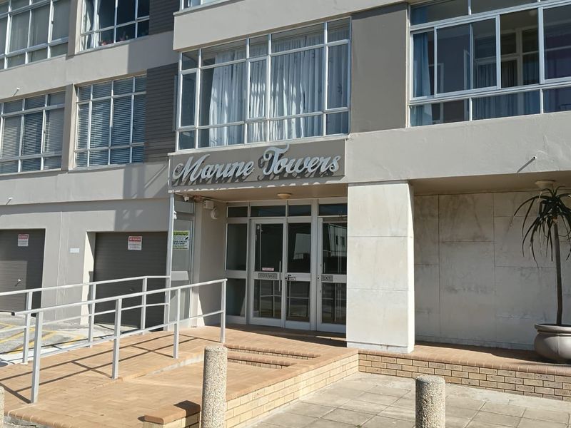 Apartment Rental Monthly In Port Elizabeth - Photo 2