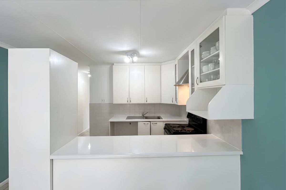 Townhouse Rental Monthly In Port Elizabeth - Photo 3