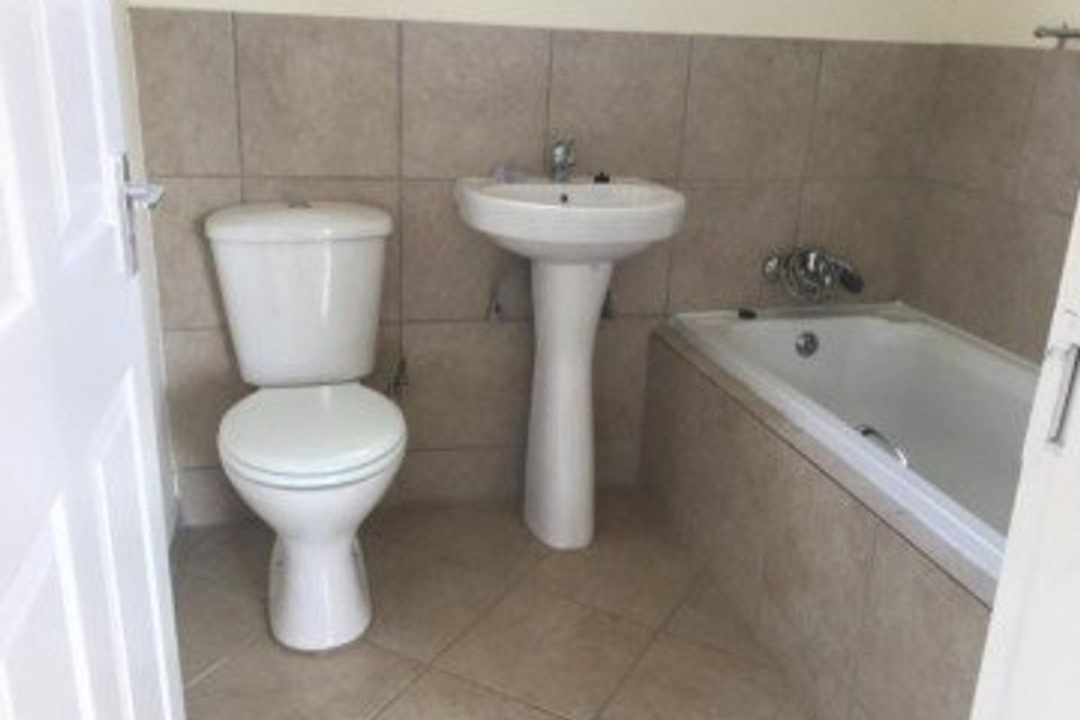 House For Sale In Nigel - Photo 3