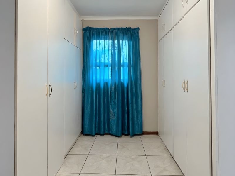 House For Sale In Port Elizabeth - Photo 10