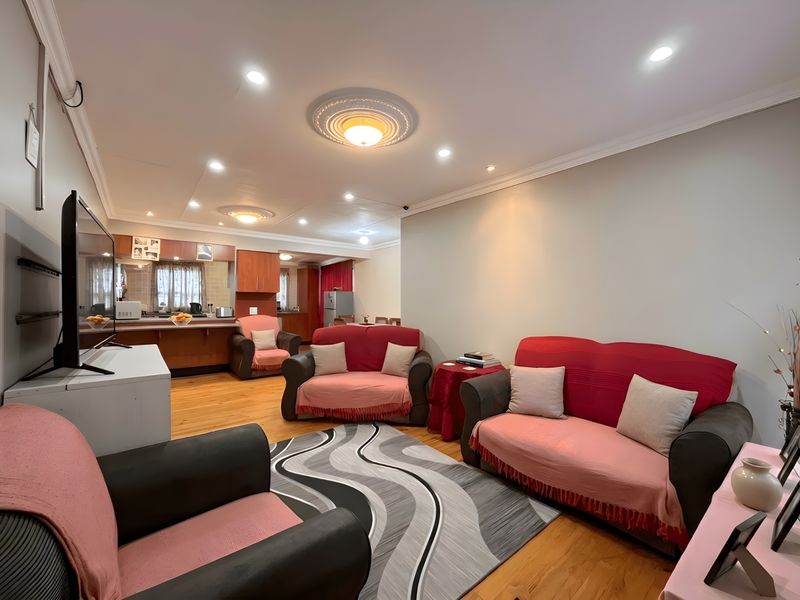 House For Sale In Port Elizabeth - Photo 7
