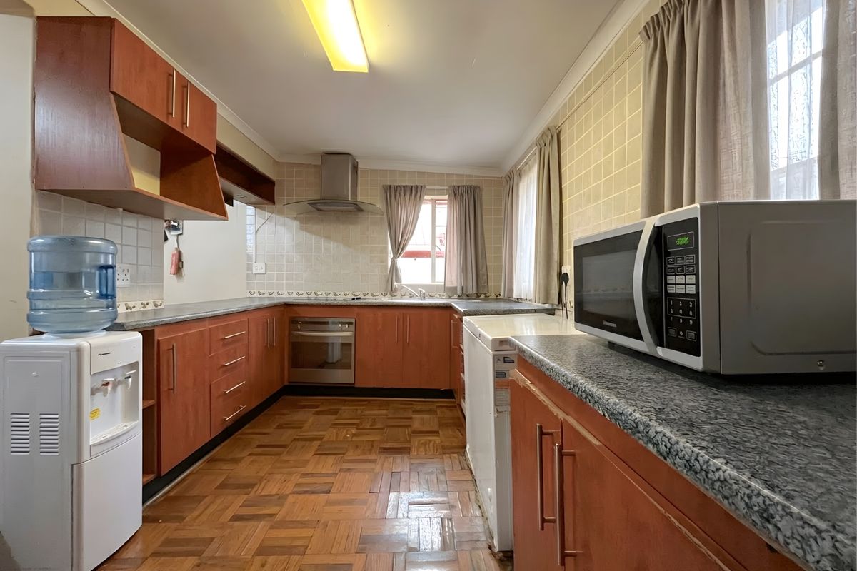 House For Sale In Port Elizabeth - Photo 4