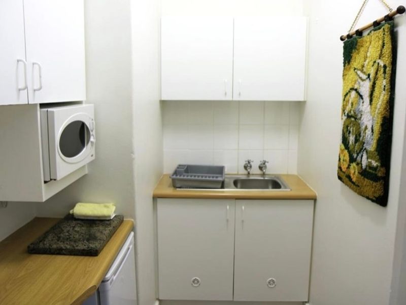House For Sale In East London - Photo 4