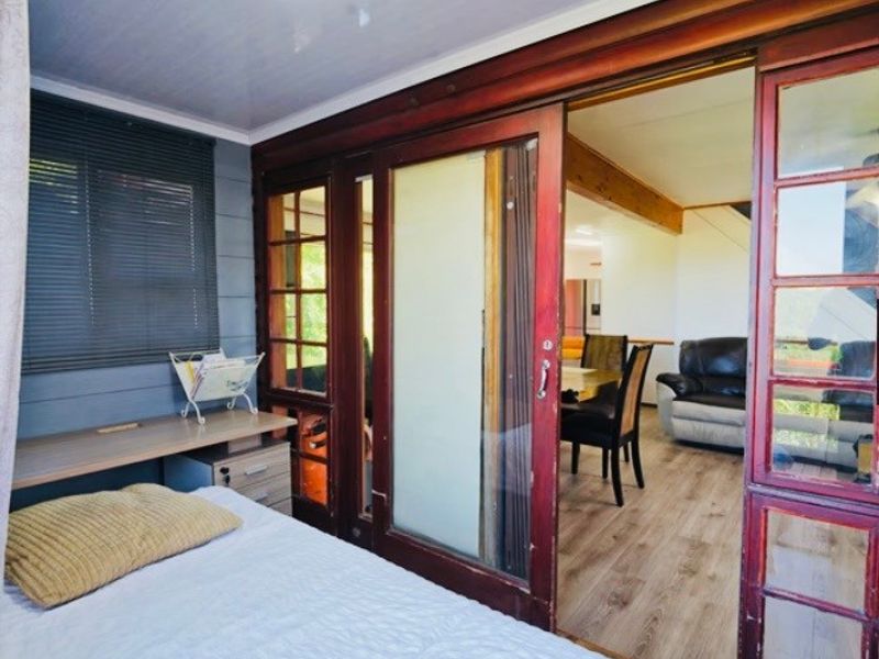 House Rental Monthly In East London - Photo 8