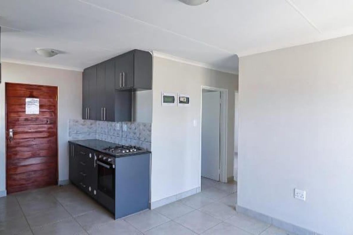 House For Sale In Boksburg - Photo 2
