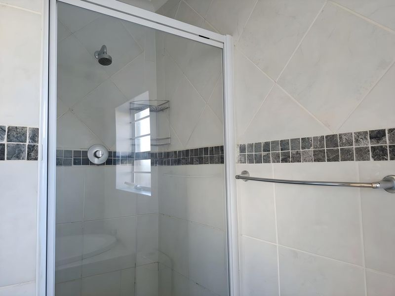 House Rental Monthly In Port Elizabeth - Photo 10