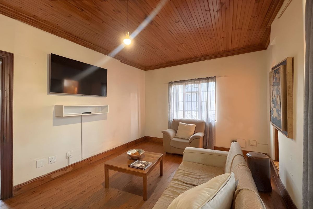 House For Sale In Port Elizabeth - Photo 3