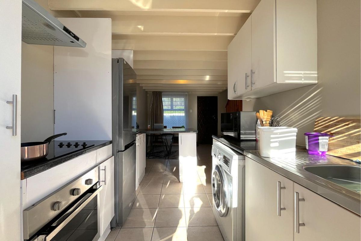 House For Sale In Port Elizabeth - Photo 5