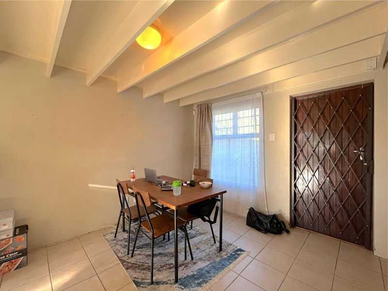 House For Sale In Port Elizabeth - Photo 4